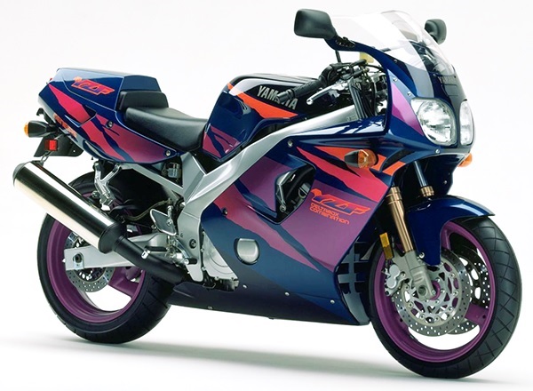 Yamaha YZF r4